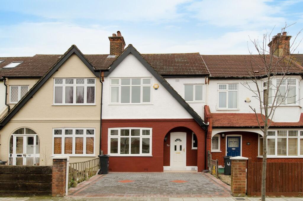 4 bed Detached for rent in London. From Foxtons - Streatham