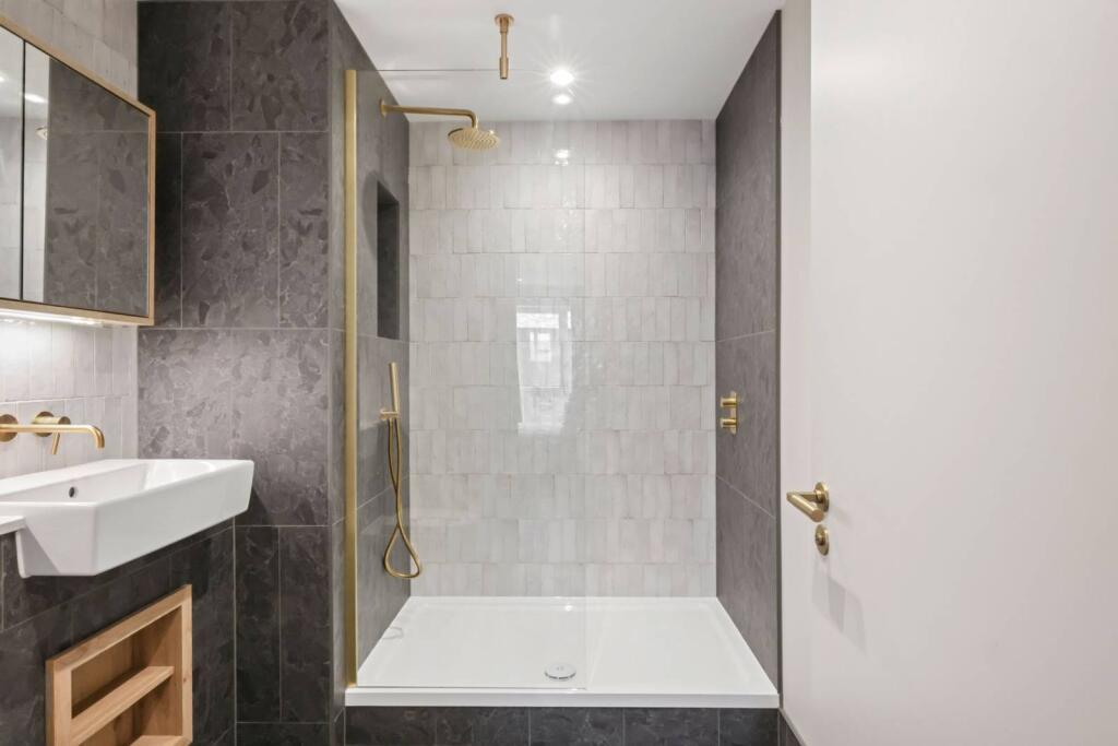 2 bed 1st Floor Flat for rent in . From Foxtons - Temple Fortune 2 bed 1st Floor Flat for rent in . From Foxtons - Temple Fortune