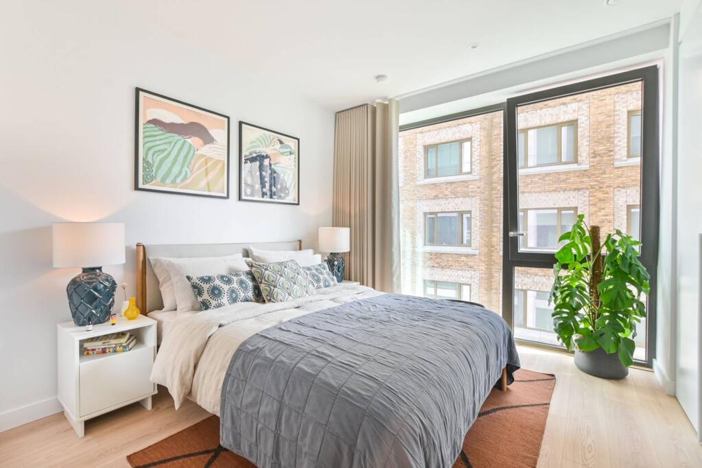 1 bed 1st Floor Flat for rent in Willesden. From Foxtons - Temple Fortune