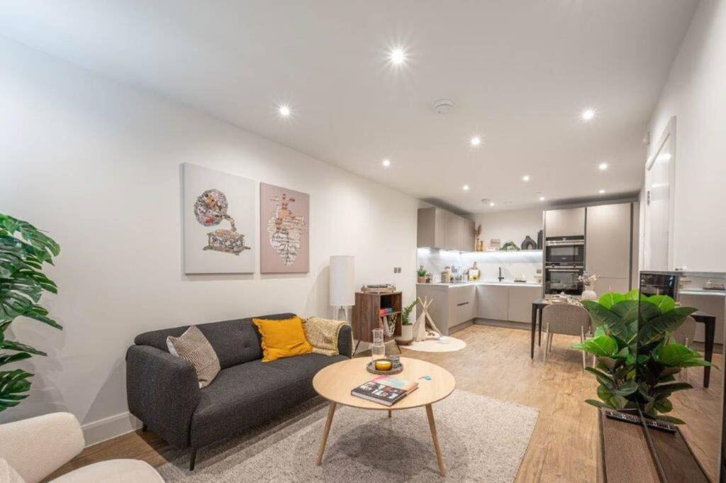 1 bed 1st Floor Flat for rent in Hampstead. From Foxtons - Temple Fortune