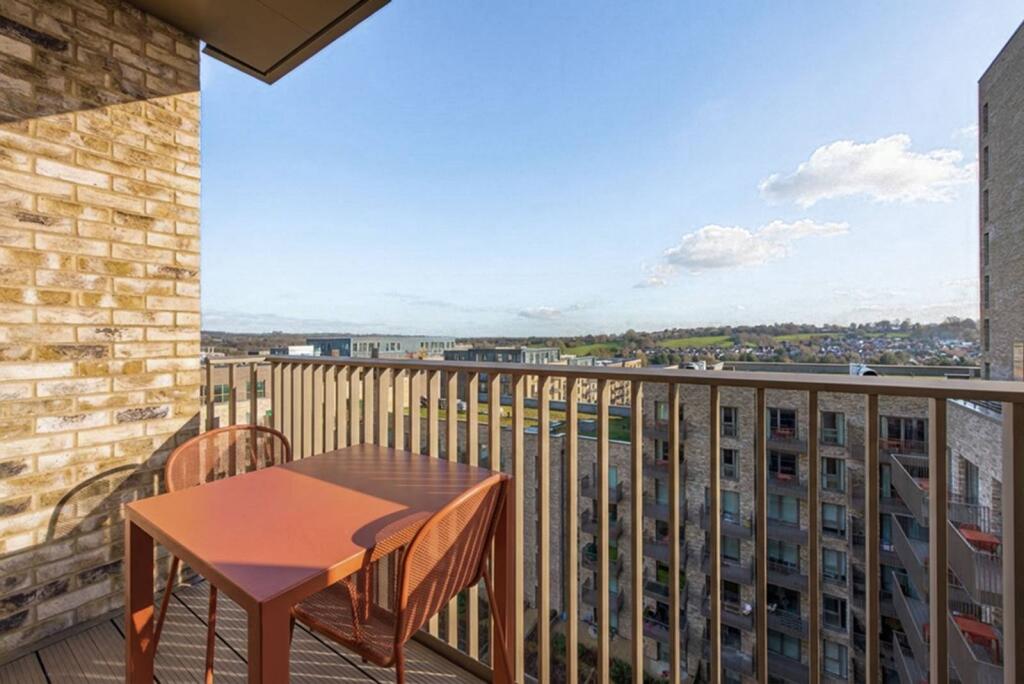 0 bed Studio for rent in . From Foxtons - Temple Fortune