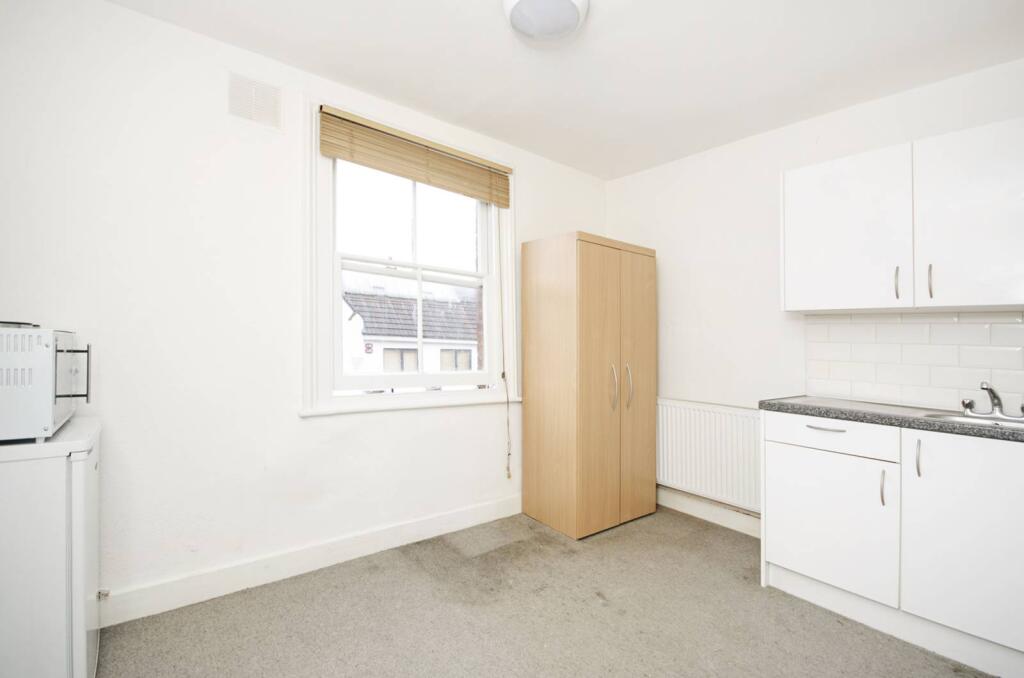 0 bed Studio for rent in London. From Foxtons - Temple Fortune