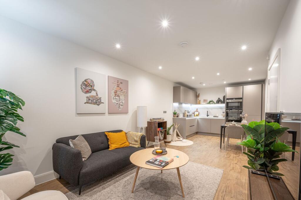 3 bed 1st Floor Flat for rent in London. From Foxtons - Temple Fortune 3 bed 1st Floor Flat for rent in London. From Foxtons - Temple Fortune