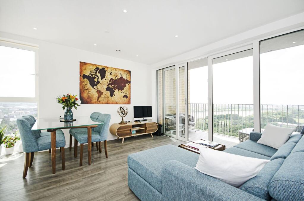 2 bed 1st Floor Flat for rent in London. From Foxtons - Temple Fortune