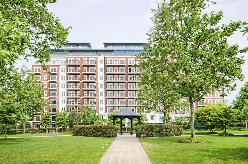 2 bed 1st Floor Flat for rent in Hendon. From Foxtons - Temple Fortune