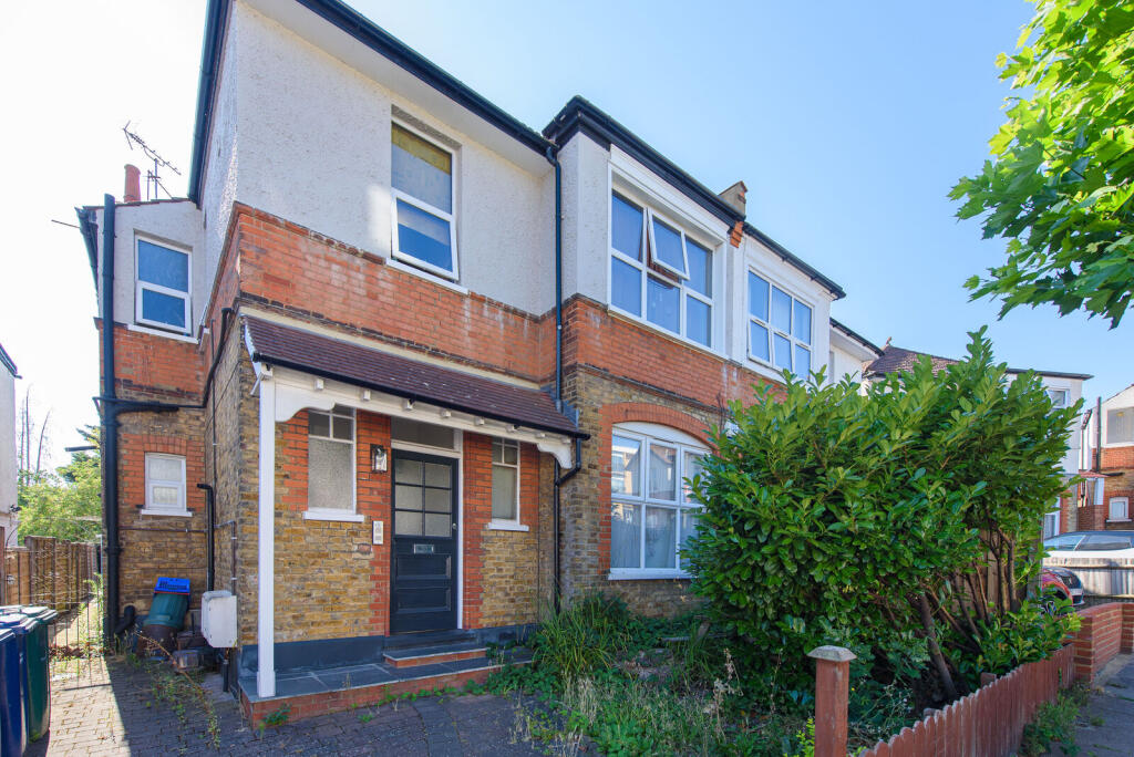 2 bed 1st Floor Flat for rent in Hendon. From Foxtons - Temple Fortune