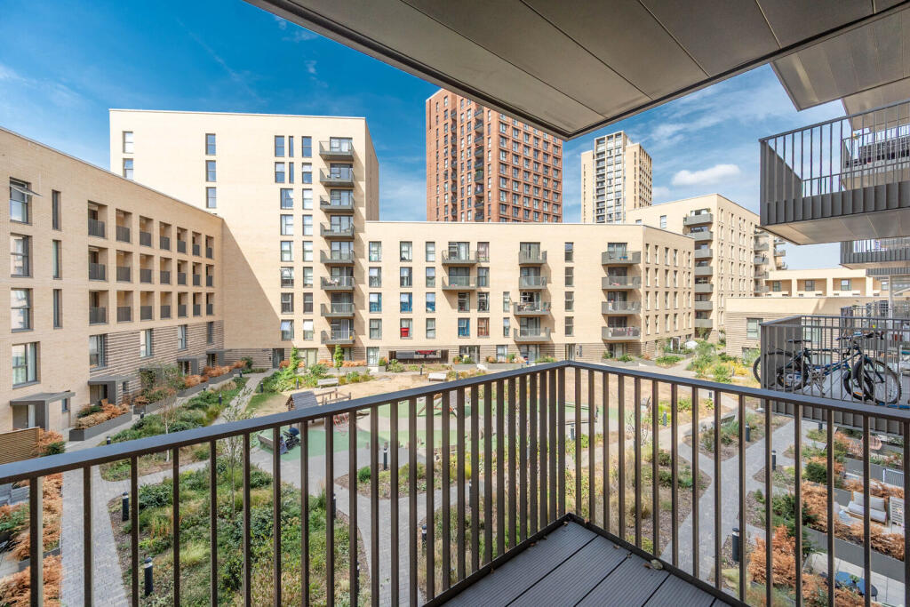 1 bed 1st Floor Flat for rent in Hendon. From Foxtons - Temple Fortune