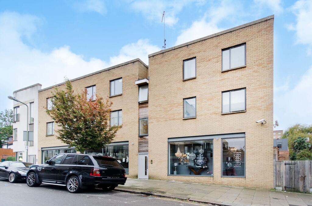 2 bed 1st Floor Flat for rent in London. From Foxtons - Temple Fortune
