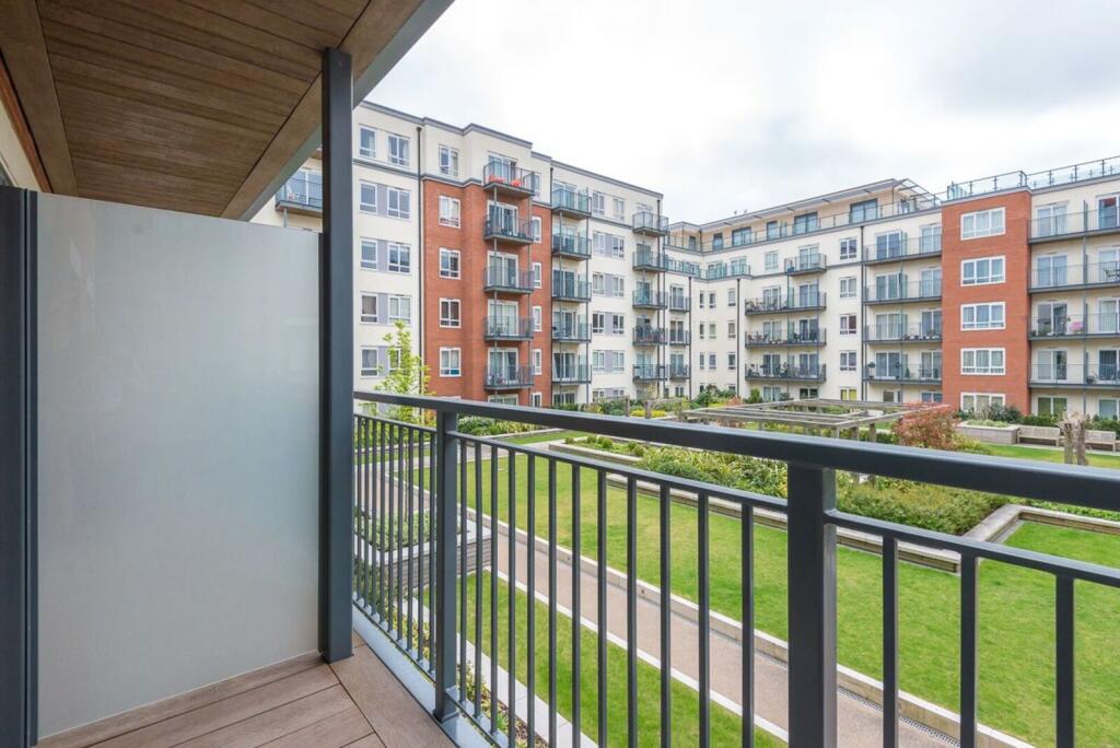 2 bed 1st Floor Flat for rent in Hendon. From Foxtons - Temple Fortune