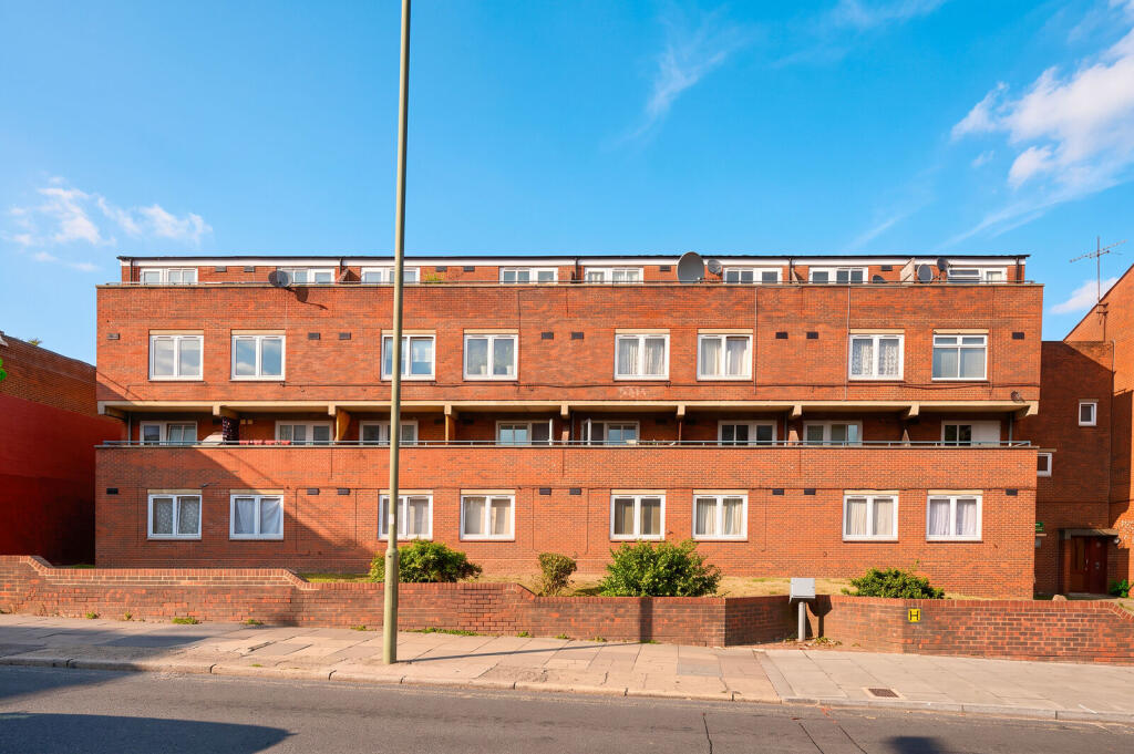 2 bed Annexe for rent in London. From Foxtons - Temple Fortune