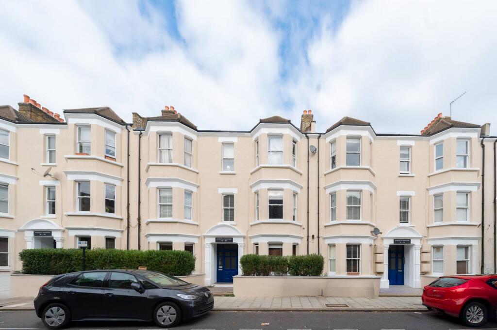 2 bed 1st Floor Flat for rent in London. From Foxtons - Vauxhall