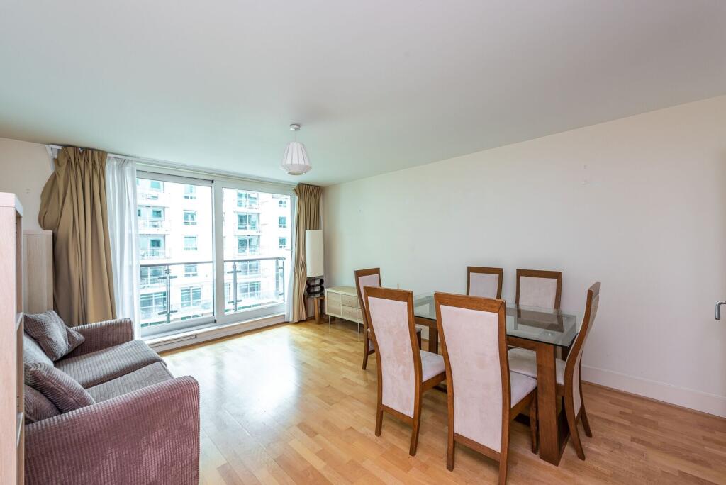 2 bed 1st Floor Flat for rent in London. From Foxtons - Vauxhall 2 bed 1st Floor Flat for rent in London. From Foxtons - Vauxhall