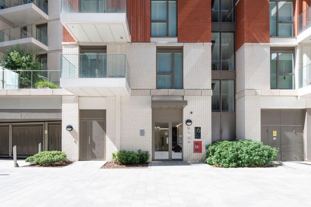 2 bed 1st Floor Flat for rent in Battersea. From Foxtons - Vauxhall