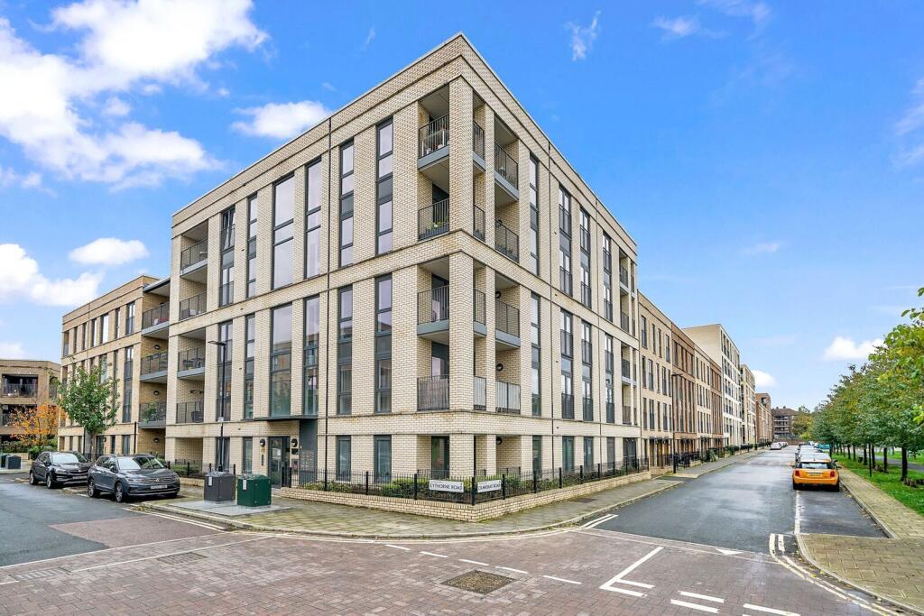 2 bed 1st Floor Flat for rent in London. From Foxtons - Vauxhall