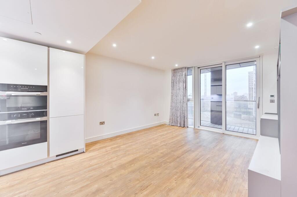 2 bed 1st Floor Flat for rent in Clapham. From Foxtons - Vauxhall 2 bed 1st Floor Flat for rent in Clapham. From Foxtons - Vauxhall