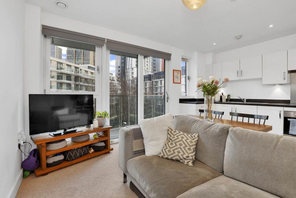 1 bed 1st Floor Flat for rent in London. From Foxtons - Vauxhall 1 bed 1st Floor Flat for rent in London. From Foxtons - Vauxhall