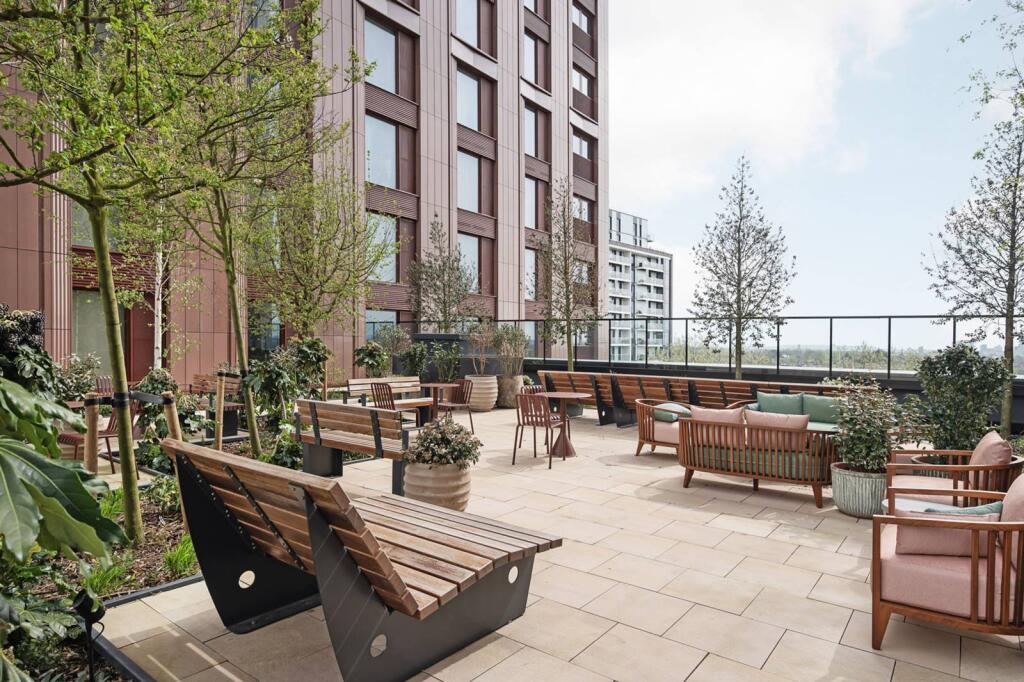 1 bed 1st Floor Flat for rent in . From Foxtons - Walthamstow