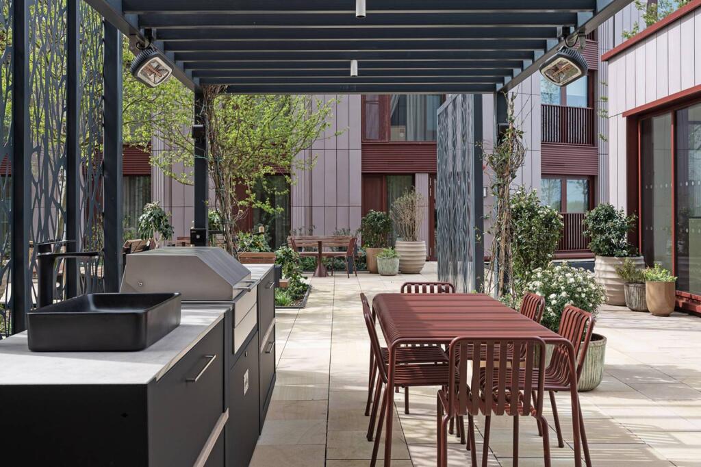 1 bed 1st Floor Flat for rent in . From Foxtons - Walthamstow