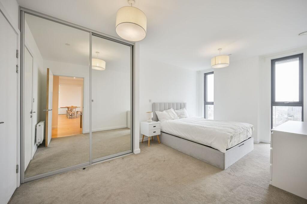2 bed 1st Floor Flat for rent in Walthamstow. From Foxtons - Walthamstow