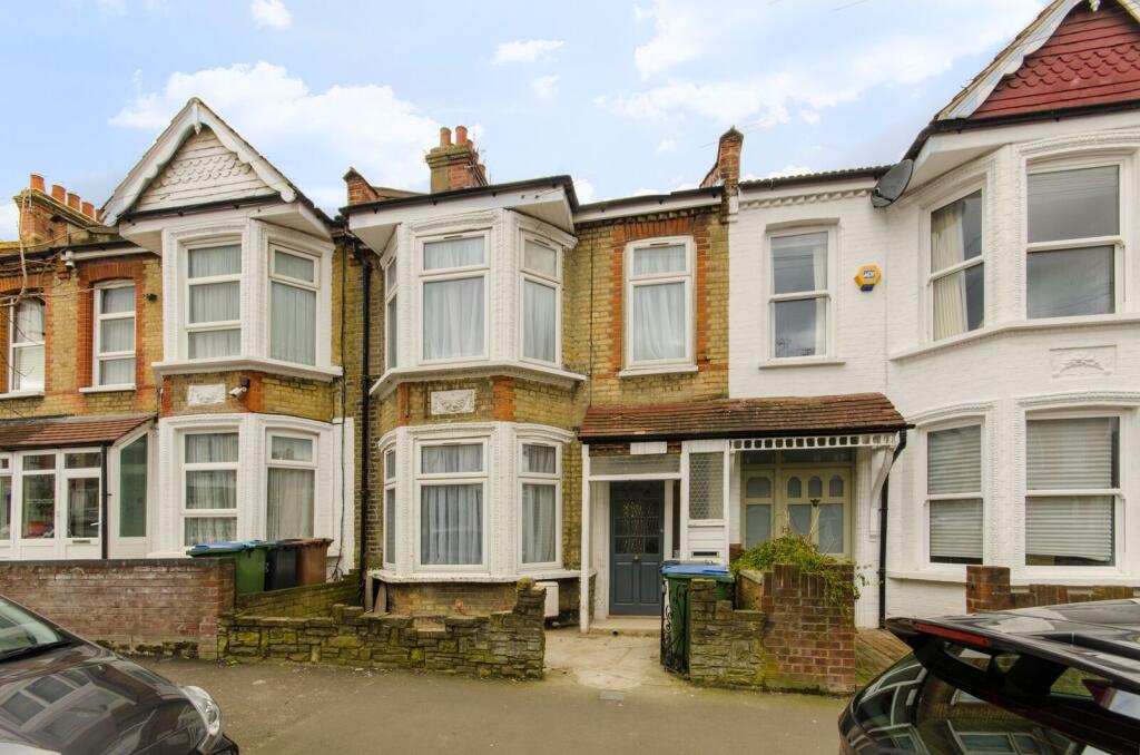 6 bed Mid Terraced House for rent in Walthamstow. From Foxtons - Walthamstow