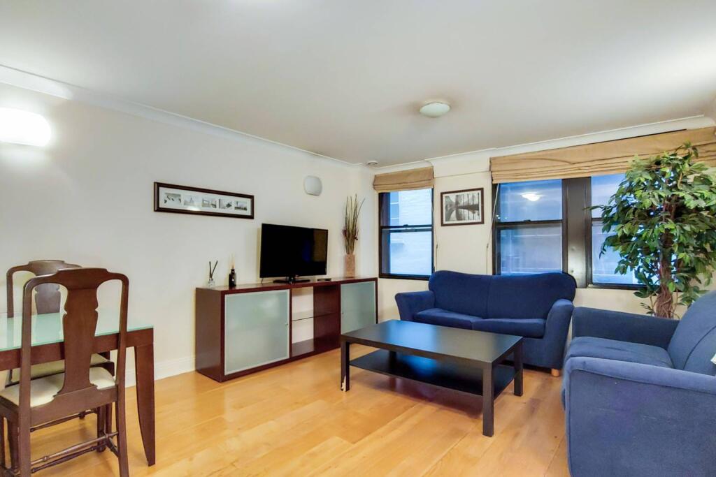 1 bed 1st Floor Flat for rent in London. From Foxtons - Wapping