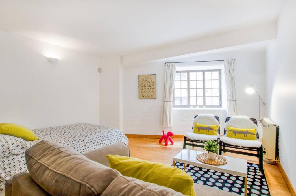 0 bed Studio for rent in Stepney. From Foxtons - Wapping