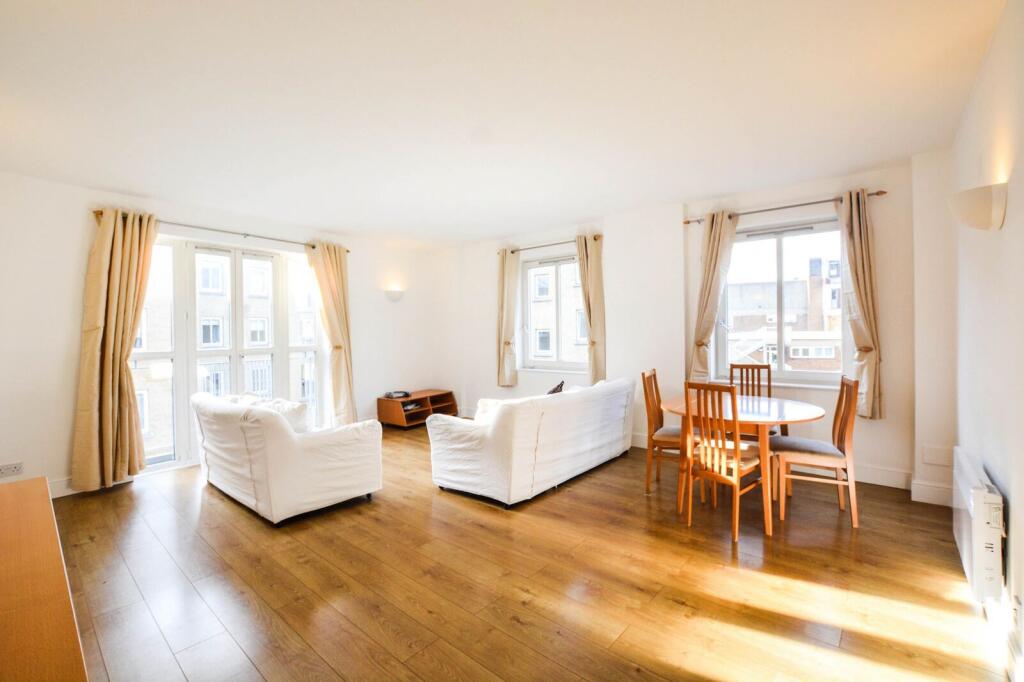 2 bed 1st Floor Flat for rent in London. From Foxtons - Wapping