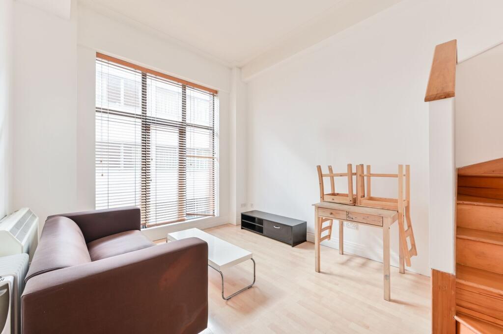 1 bed 1st Floor Flat for rent in London. From Foxtons - Wapping