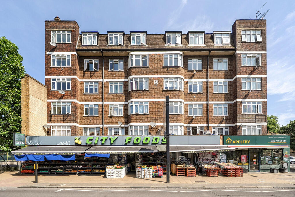 2 bed 1st Floor Flat for rent in London. From Foxtons - Wapping
