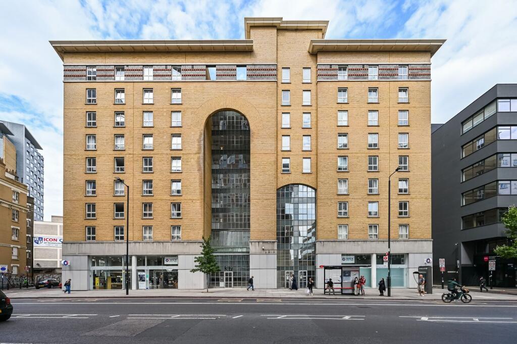 1 bed 1st Floor Flat for rent in London. From Foxtons - Wapping