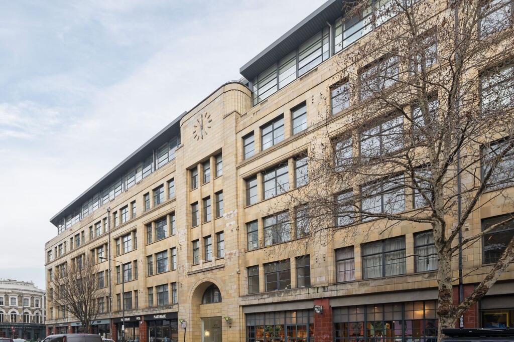 2 bed 1st Floor Flat for rent in Stepney. From Foxtons - Wapping