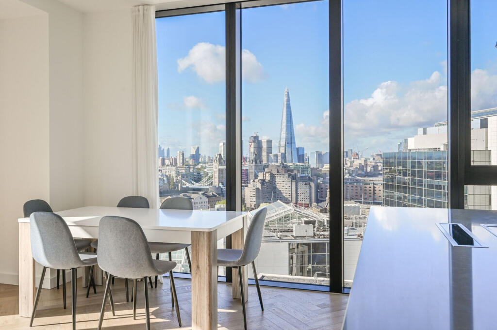 3 bed 1st Floor Flat for rent in London. From Foxtons - Wapping 3 bed 1st Floor Flat for rent in London. From Foxtons - Wapping