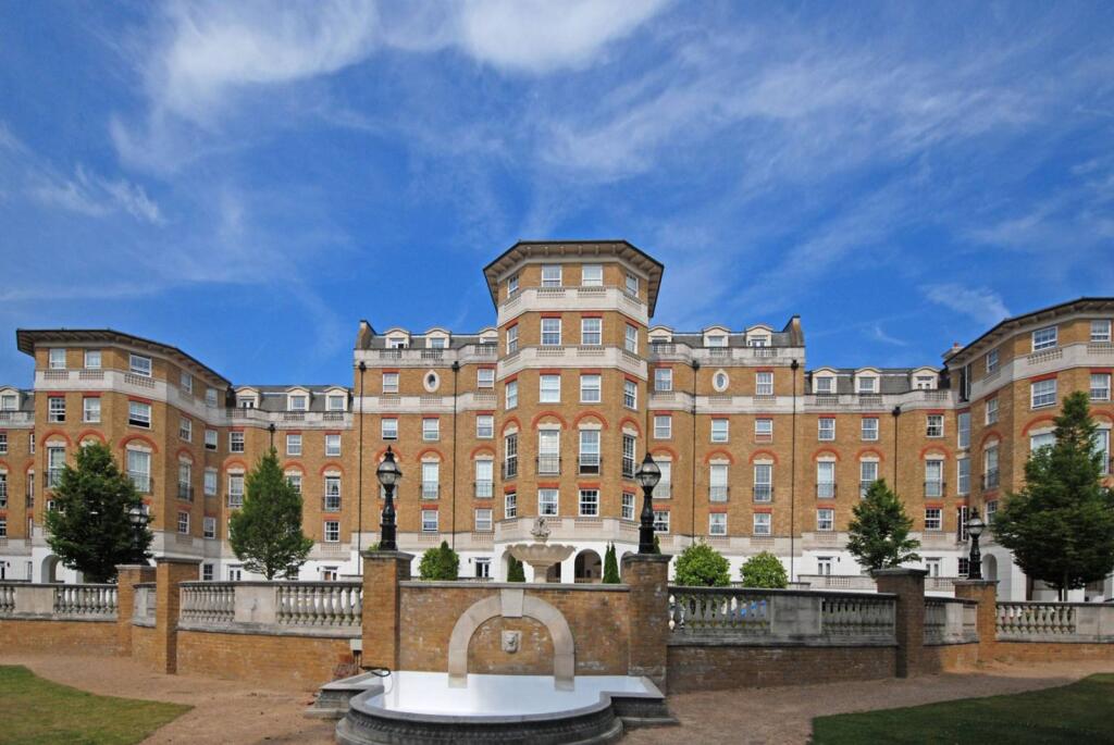 1 bed 1st Floor Flat for rent in London. From Foxtons - Wimbledon