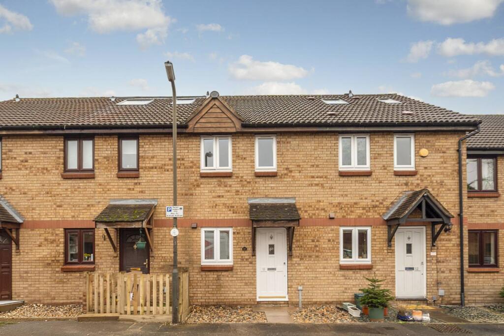 2 bed Mid Terraced House for rent in London. From Foxtons - Wimbledon