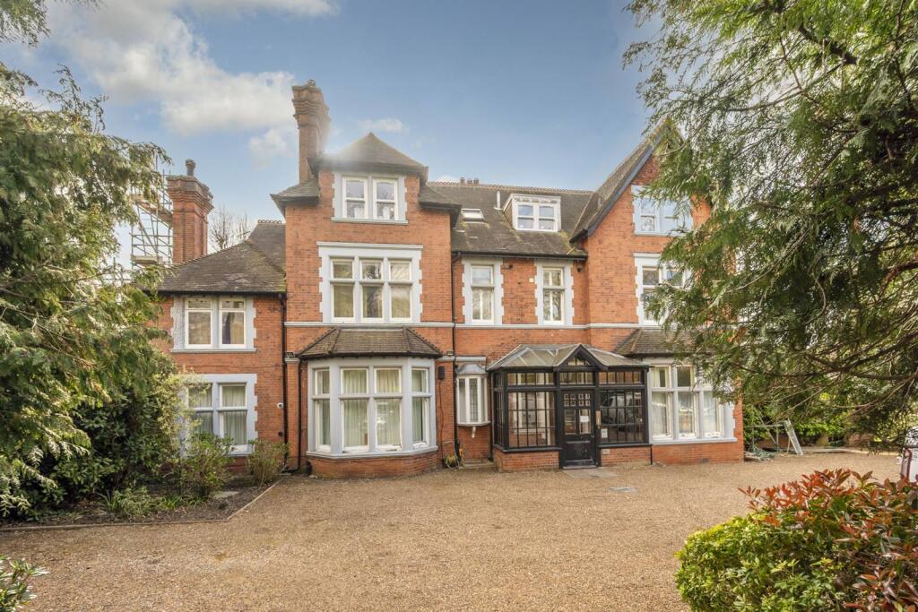 2 bed 1st Floor Flat for rent in Wimbledon. From Foxtons - Wimbledon