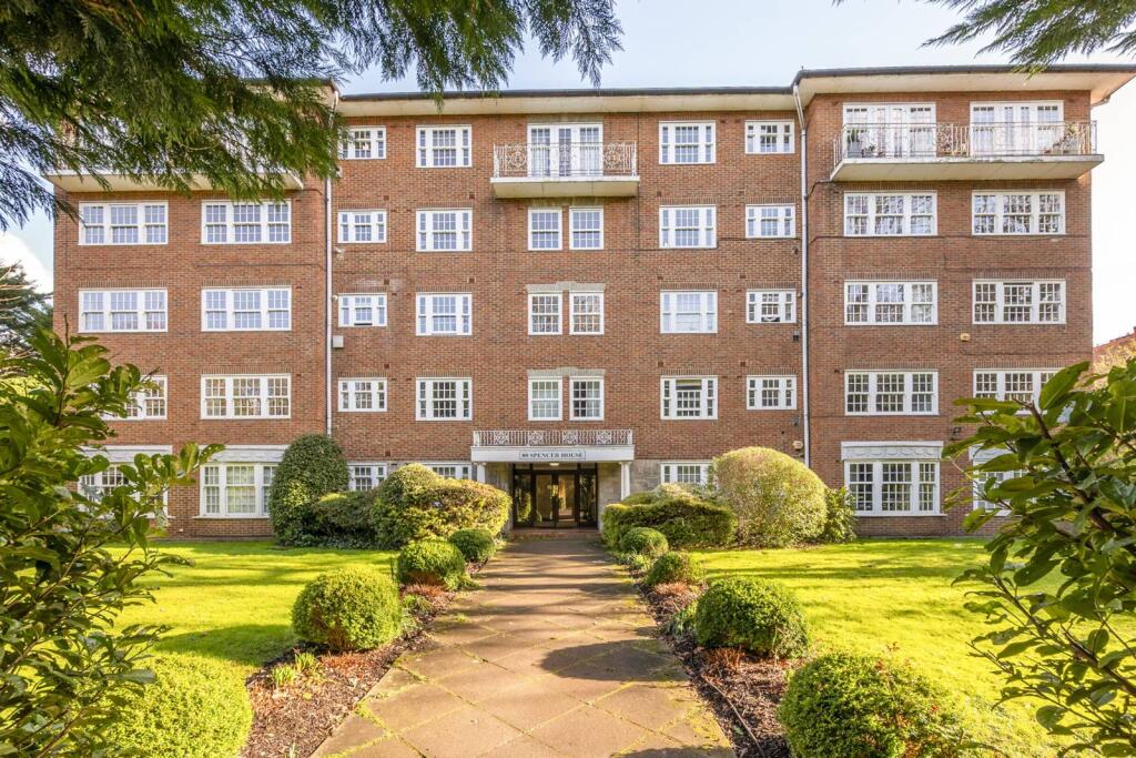 2 bed 1st Floor Flat for rent in London. From Foxtons - Wimbledon