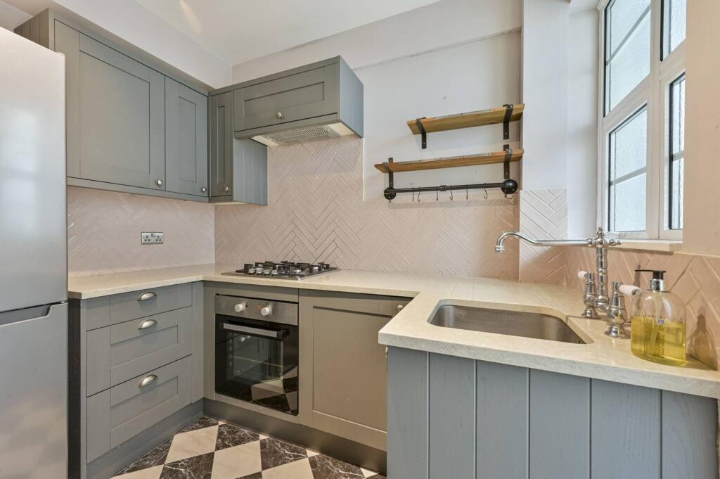2 bed 1st Floor Flat for rent in Wimbledon. From Foxtons - Wimbledon