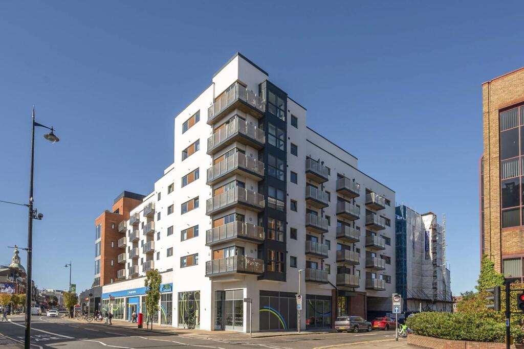 1 bed 1st Floor Flat for rent in Wimbledon. From Foxtons - Wimbledon