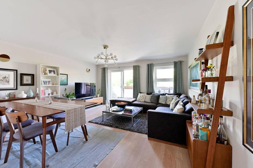 2 bed 1st Floor Flat for rent in Wimbledon. From Foxtons - Wimbledon