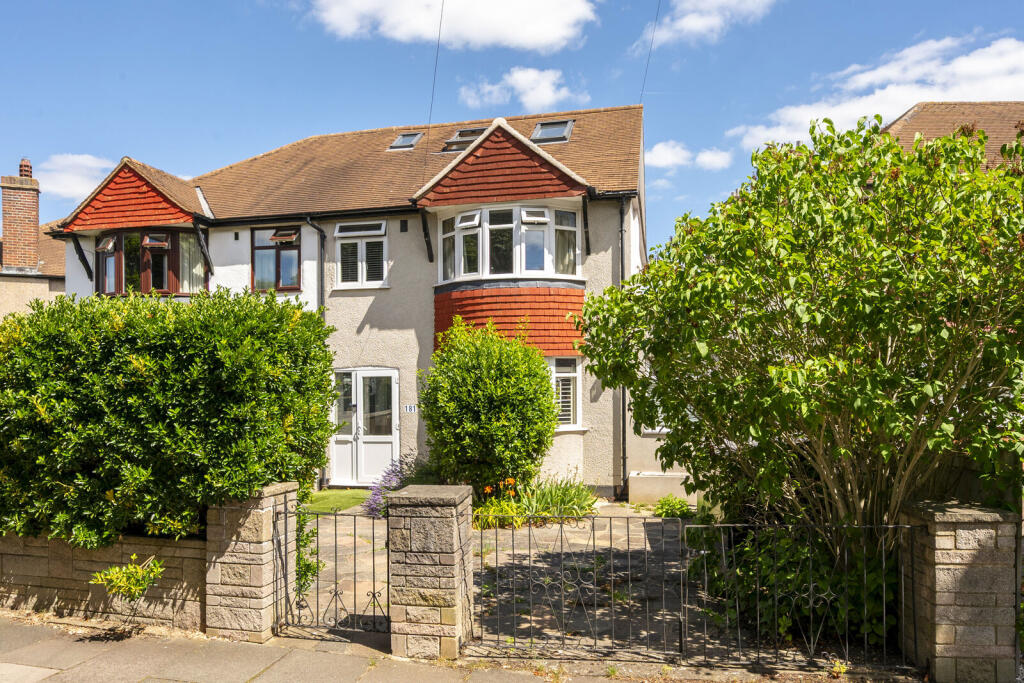 4 bed Semi Detached for rent in Wimbledon. From Foxtons - Wimbledon