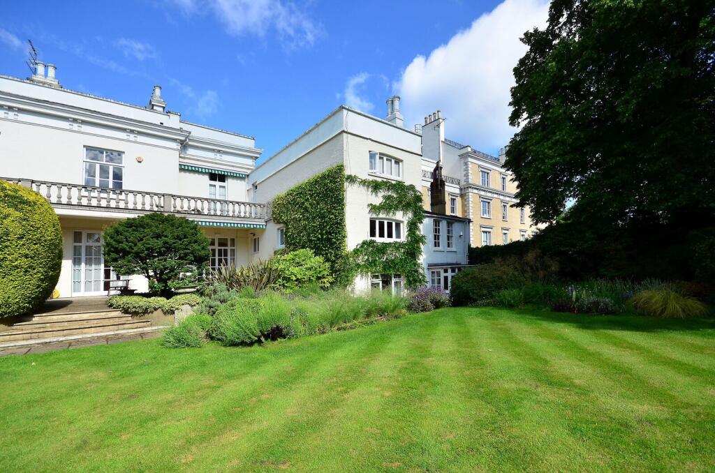 1 bed 1st Floor Flat for rent in Wimbledon. From Foxtons - Wimbledon