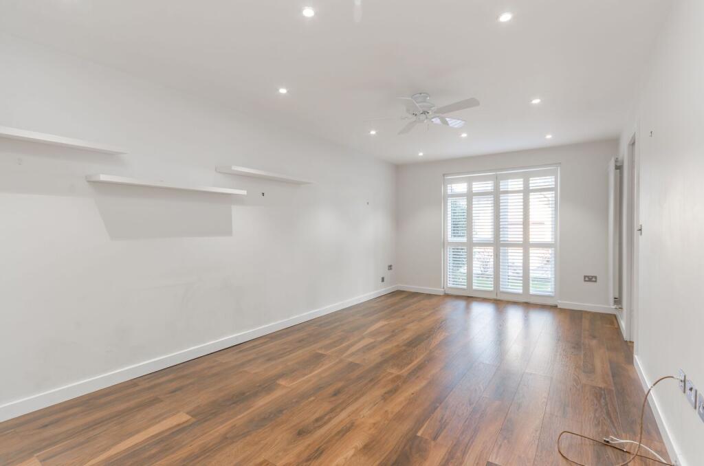 2 bed 1st Floor Flat for rent in London. From Foxtons - Wimbledon 2 bed 1st Floor Flat for rent in London. From Foxtons - Wimbledon