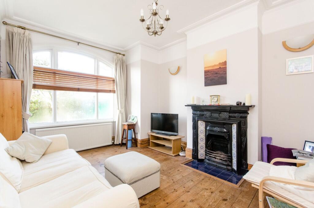1 bed Annexe for rent in London. From Foxtons - Wimbledon