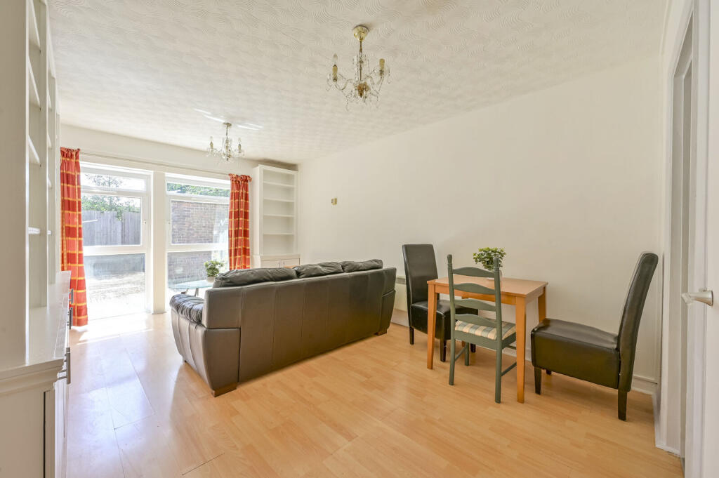1 bed 1st Floor Flat for rent in London. From Foxtons - Wimbledon 1 bed 1st Floor Flat for rent in London. From Foxtons - Wimbledon