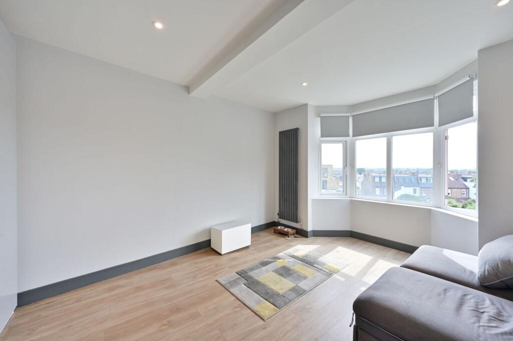 2 bed 1st Floor Flat for rent in London. From Foxtons - Wimbledon 2 bed 1st Floor Flat for rent in London. From Foxtons - Wimbledon