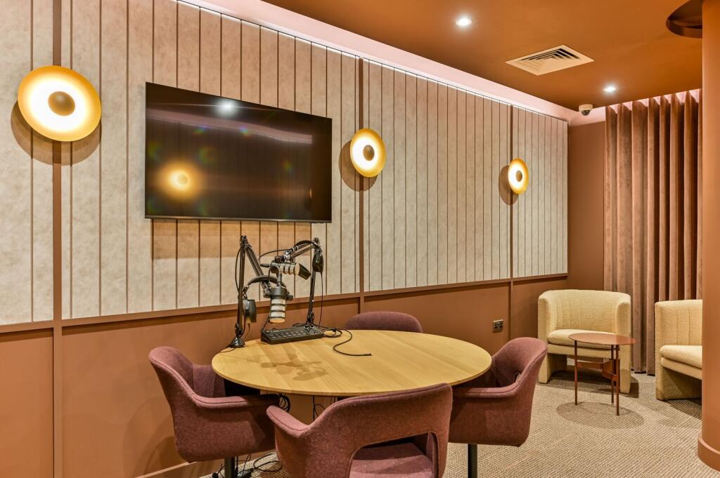 0 bed Studio for rent in Kingston upon Thames. From Foxtons - New Malden