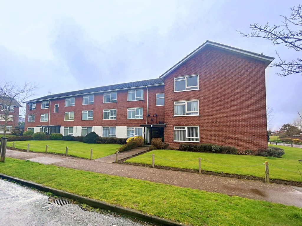 2 bed 1st Floor Flat for rent in Southend-on-Sea. From Martin & Co - Southen On Sea