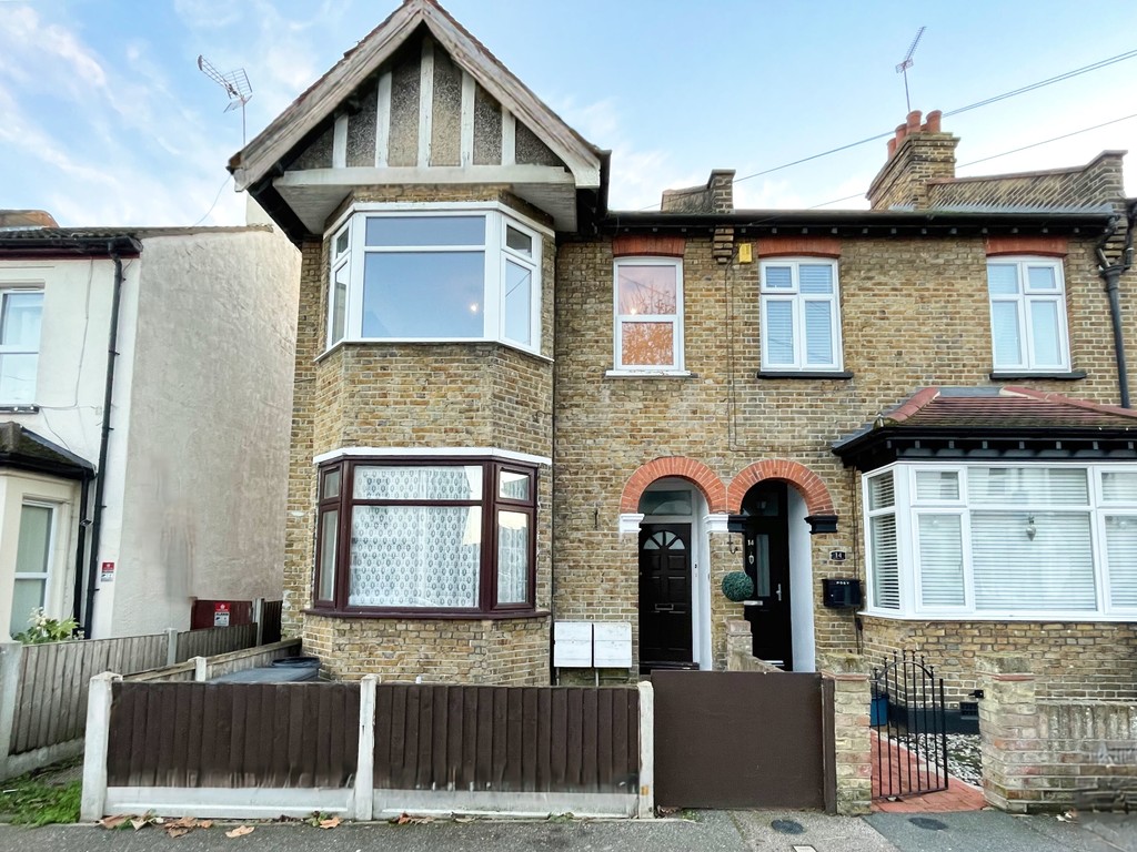 1 bed Ground Floor Flat for rent in Essex. From Martin & Co - Southen On Sea