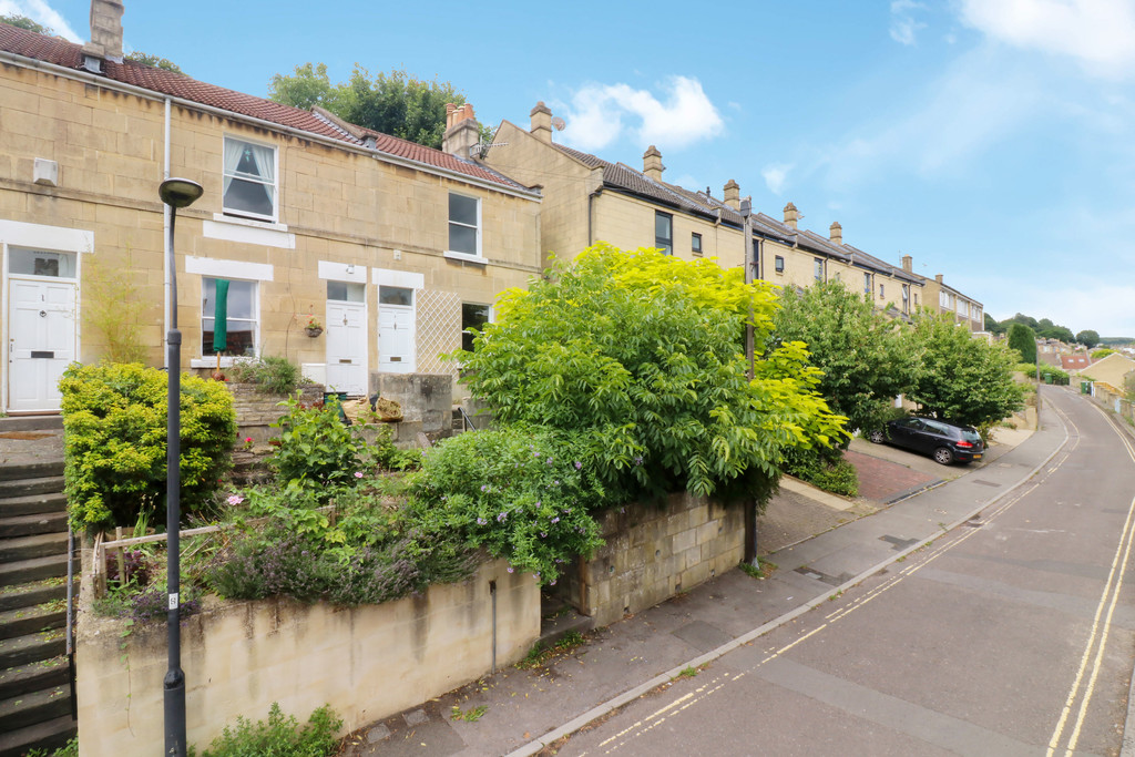 2 bed Mid Terraced House for rent in Upper Swainswick. From Martin & Co - Bath