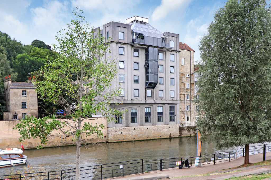 1 bed Apartment for rent in Bath. From Martin & Co - Bath